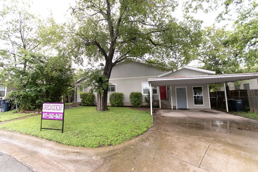 Front Yard - 7459 Mohawk Ave