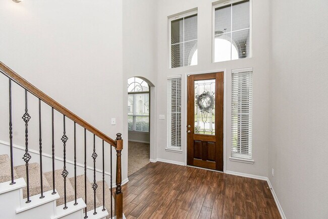Building Photo - 4442 Buentello Dr