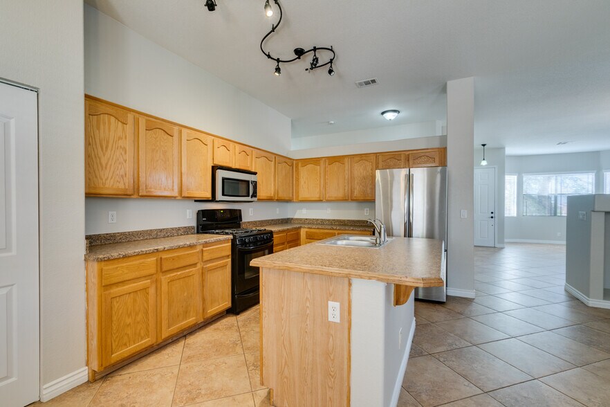 Building Photo - 1404 Pullman Pointe Ct