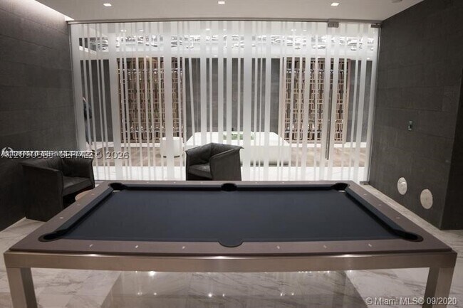 Building Photo - 400 Sunny Isles Blvd