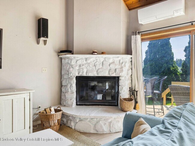 Building Photo - 53 Windham Mt Village