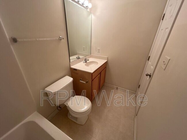 Building Photo - 8307 Glenwood Springs Ct