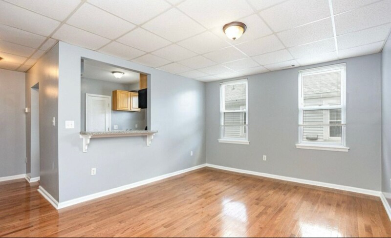 Building Photo - 4002 Oakford Ave