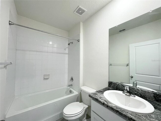 Building Photo - 35759 Sunflower Hl Dr