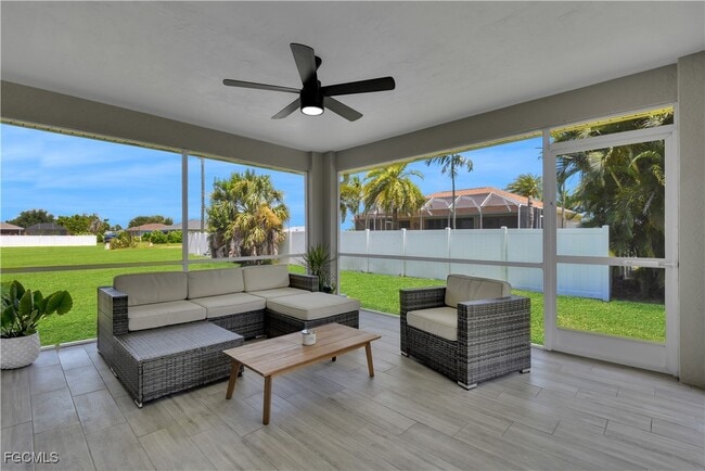 Building Photo - 2004 SW 30th St