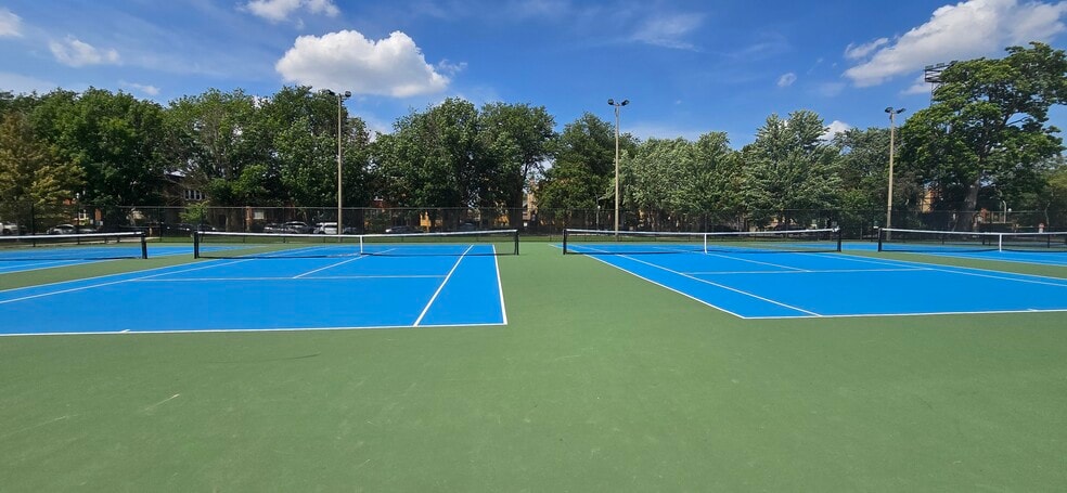 Building Photo - 4037 N Long Ave