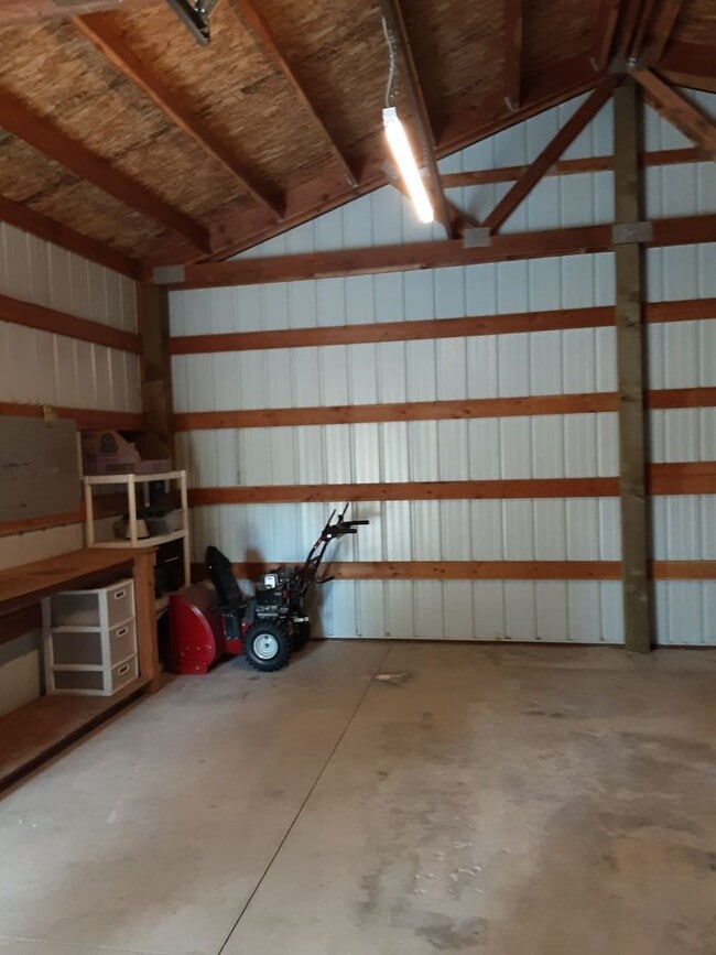 Building Photo - 274 Horseshoe Lake Rd