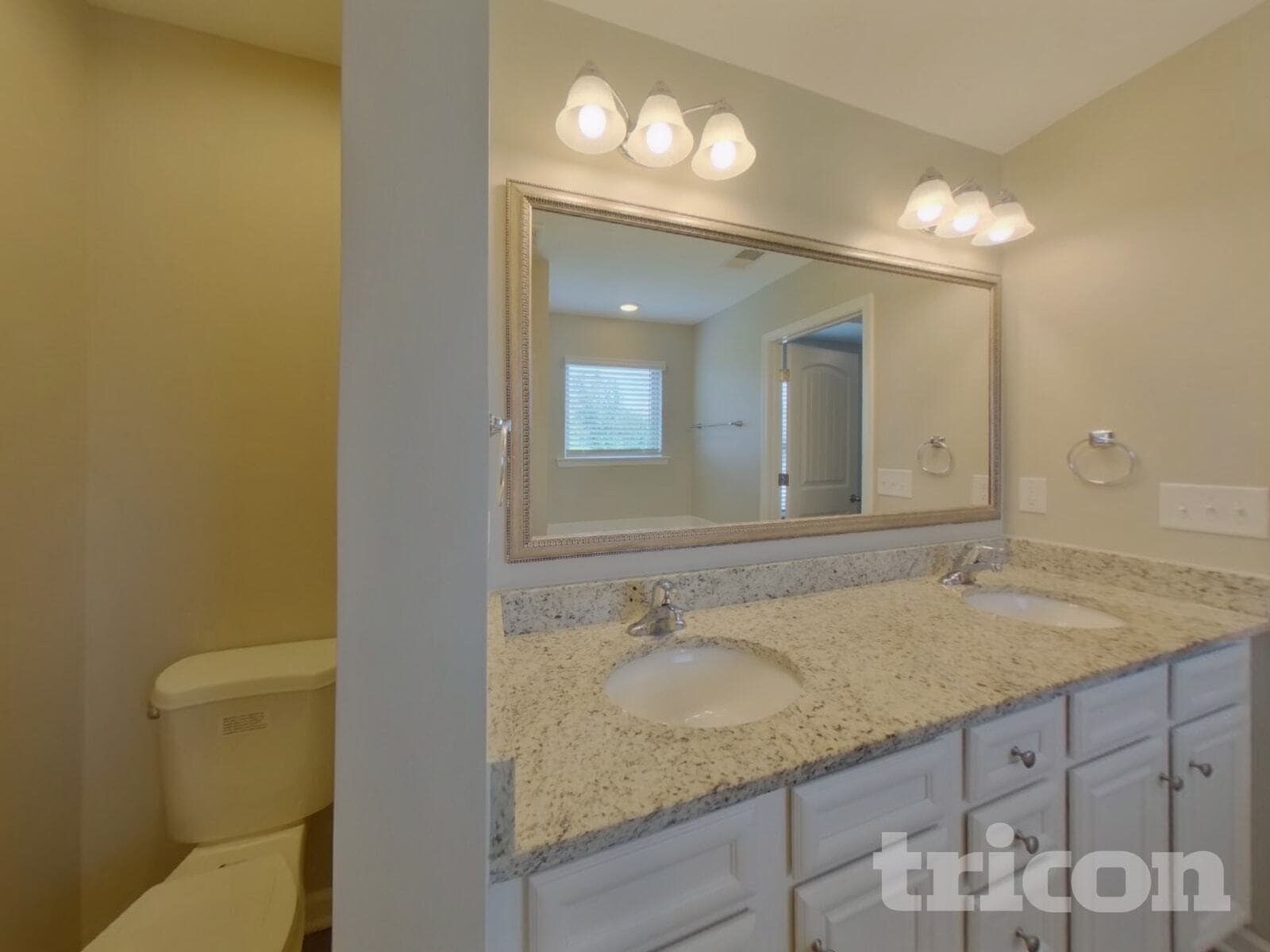 Building Photo - 618 Grantleigh Dr