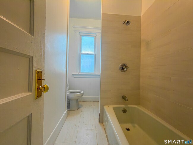 Building Photo - 445 Dixwell Ave