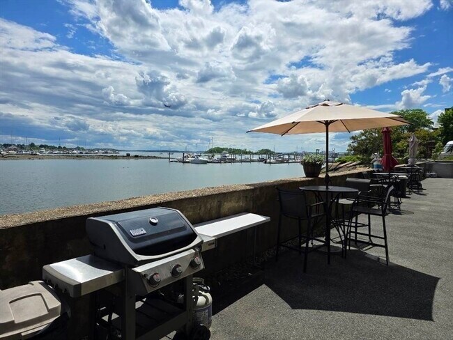 Building Photo - 235 Washington Ave