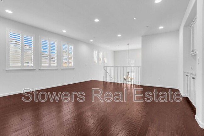 Building Photo - 3223 Carpenter Way