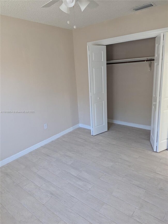 Building Photo - 1908 NW 17th St