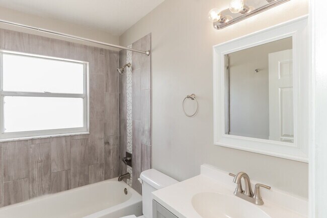 Building Photo - 22726 Sills Loop