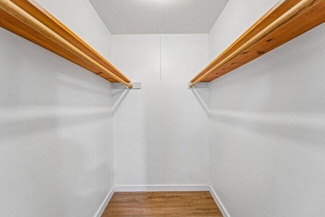 Building Photo - 2801 Coy Dr