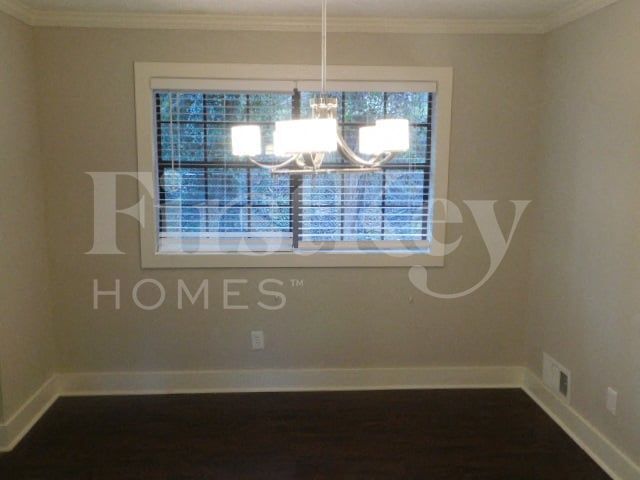 Building Photo - 455 Chanterelle Dr