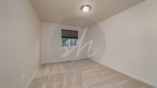 Building Photo - 10825 Fossil Dust Dr