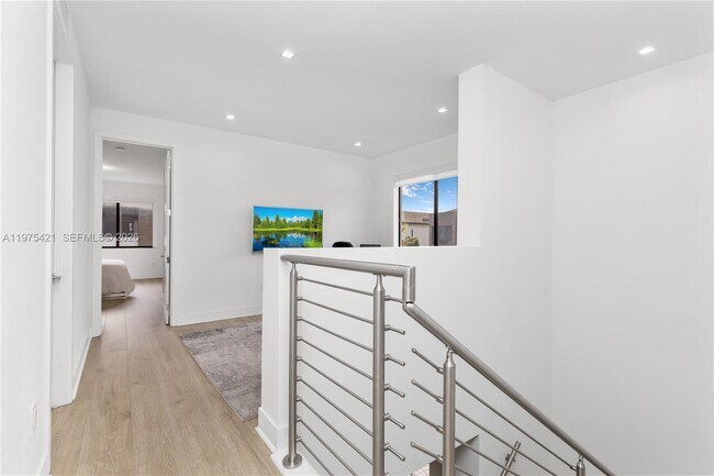 Building Photo - 4301 NW 81st Ct