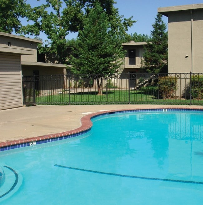Gold Run Apartments 10780 Coloma Rd Rancho Cordova CA 95670
