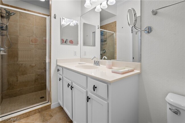 Building Photo - 9735 Acqua Ct
