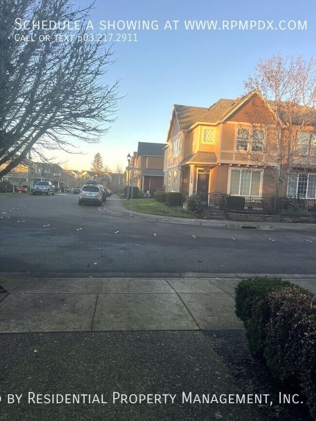Building Photo - 17284 SW Pleasanton Ln
