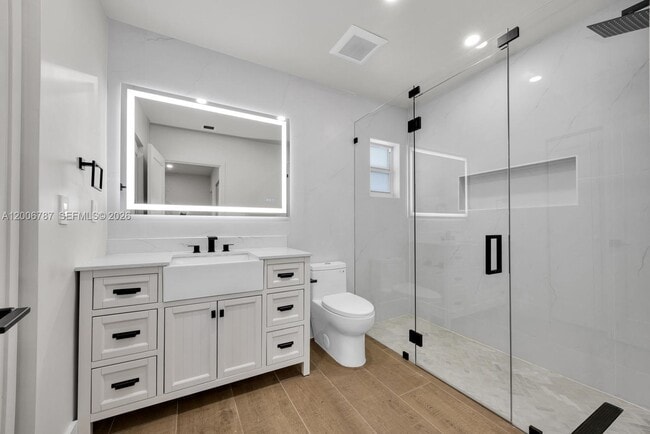 Building Photo - 8760 SW 83rd St