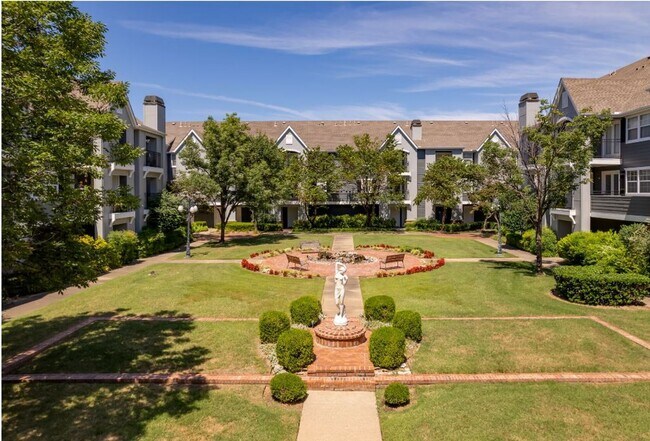 Building Photo - 2-bedroom 1 bath available in midtown!