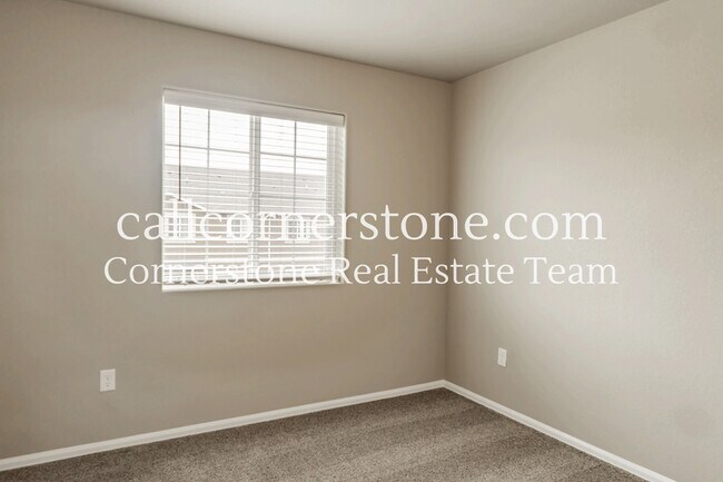 Building Photo - 7662 Jack Pne Grv