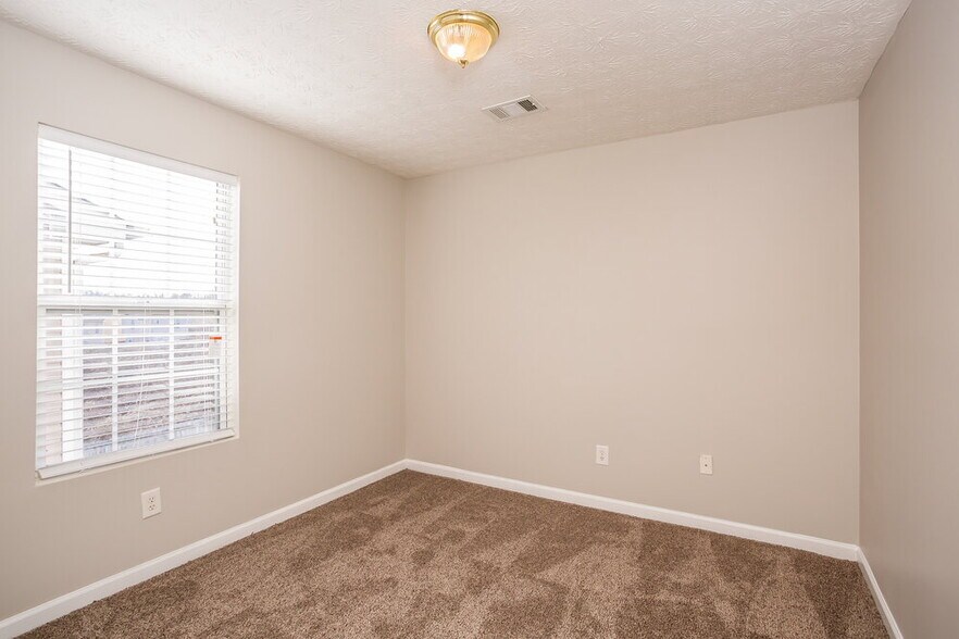 Building Photo - 4085 Mission Way