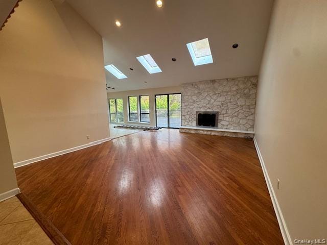 Building Photo - 5 Carman Ct