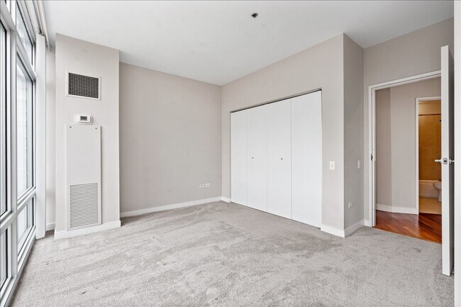 Building Photo - 510 W Erie St