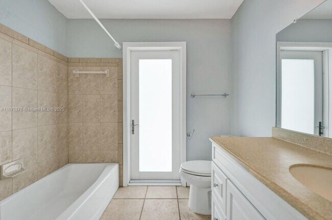 Building Photo - 5031 SW 88th Terrace