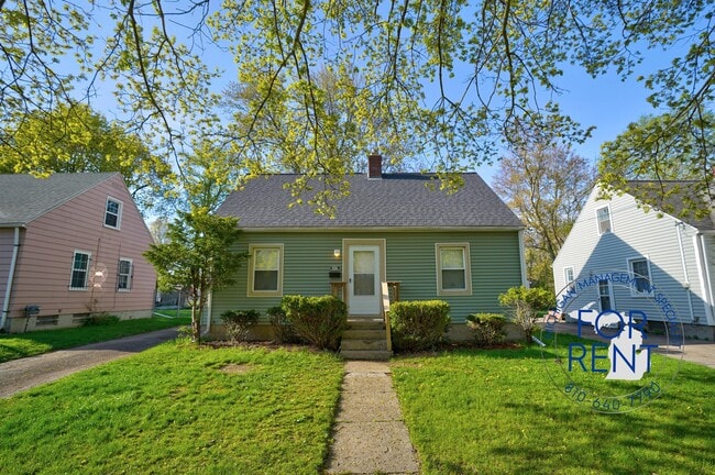 Building Photo - 2418 Nebraska Ave
