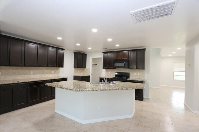 Building Photo - 17614 Glade Landing Ln