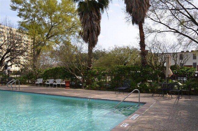 Building Photo - 7510 Hornwood Dr