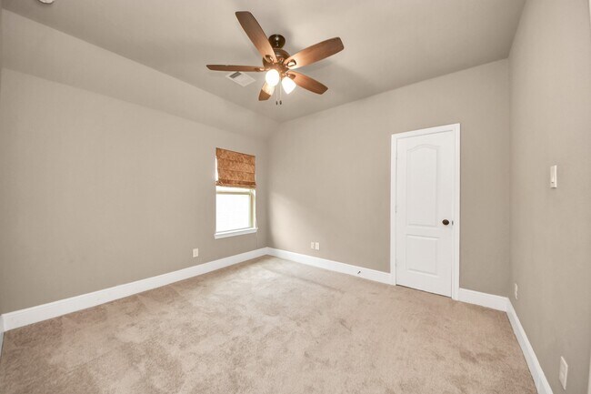 Building Photo - 17015 Kirkton Moor Dr