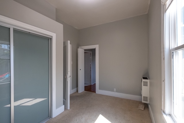 Bedroom with Closet 12x10 feet - 422 Bay St