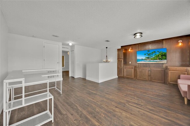 Building Photo - 408 Keswick Ave