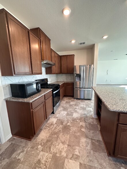 Building Photo - 4421 Venticano Pl