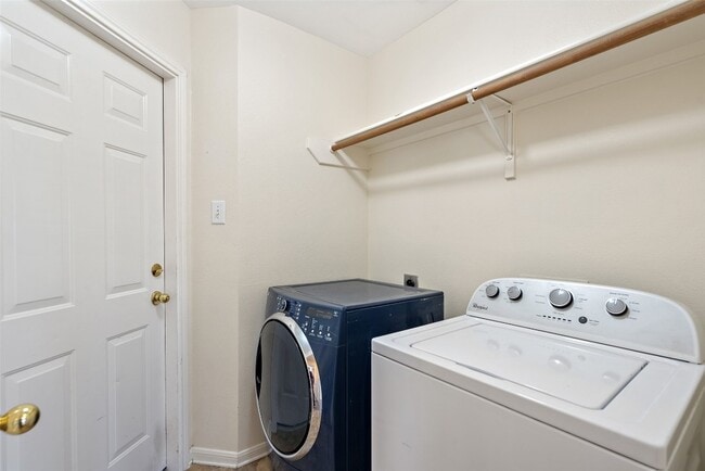 Building Photo - 11214 Amaranth Ln