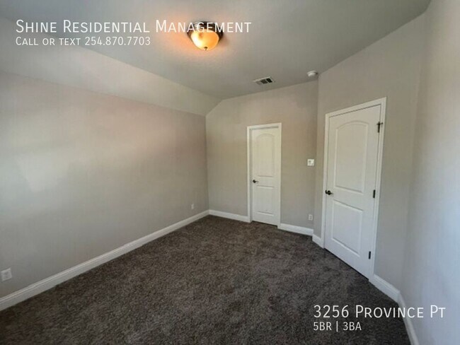 Building Photo - 3256 Province Pt