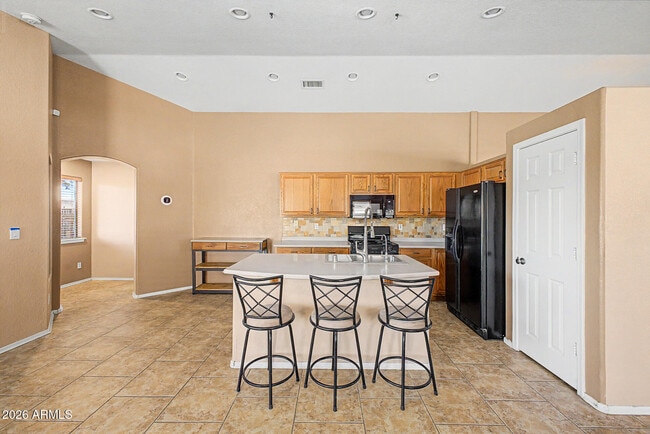 Building Photo - 12899 S 175th Ave