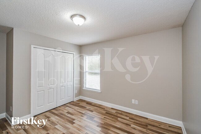 Building Photo - 408 Spring Ridge Ct