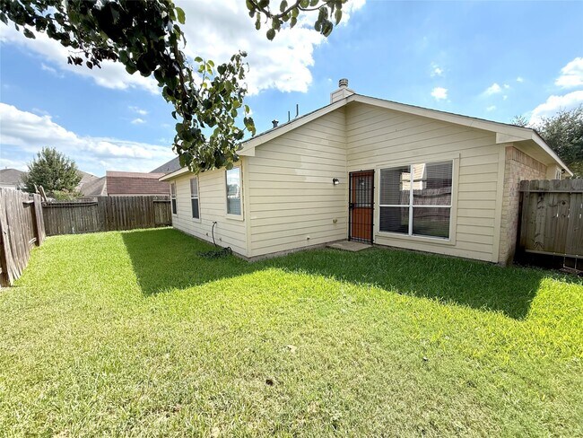 Building Photo - 2414 Alcove Foster Ct