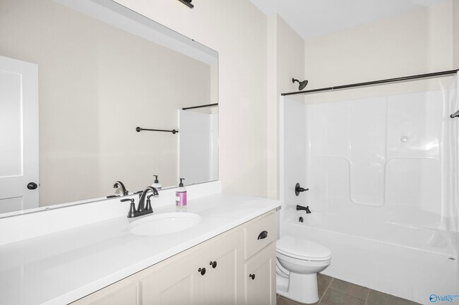 Building Photo - 65 Dylan Rd