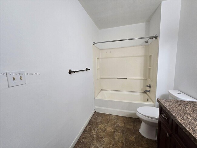 Building Photo - 8022 SW 21st Ct