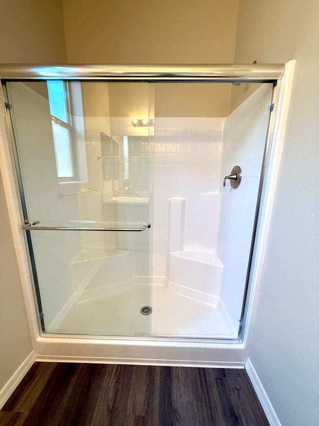 Building Photo - New Construction 3 Bed / 2 Bath Home with ...