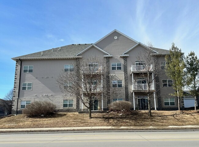 Primary Photo - 4503 Twain Cir