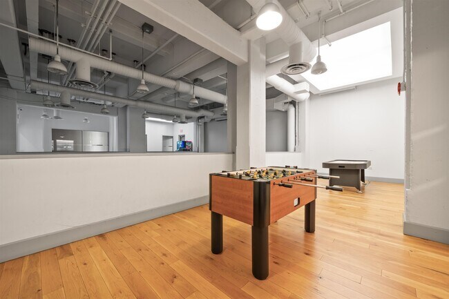 Building Photo - 50 Dey St