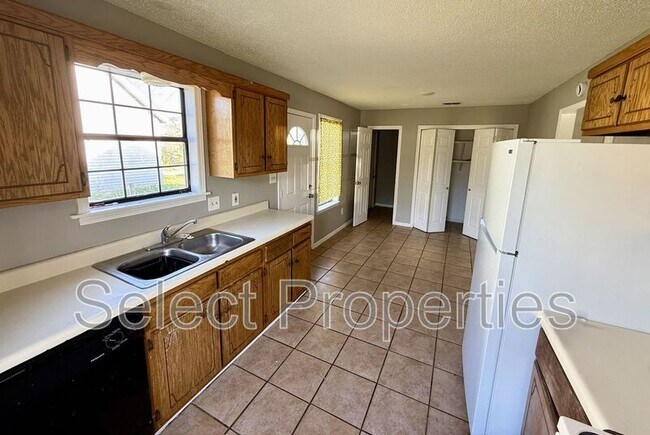 Building Photo - 2516 Glenn Pl