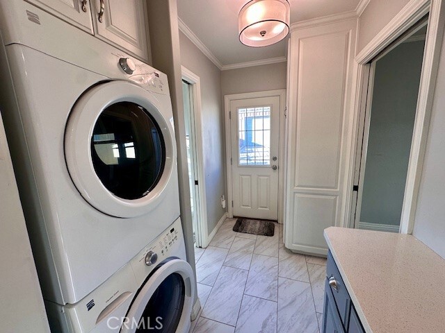 Building Photo - 519 E Stuart Ave